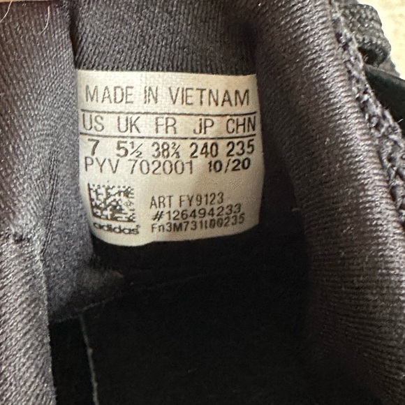 Adidas’s Ultra Boost - Picture 4 of 9